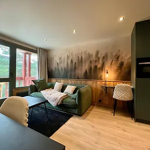 https://studio-cosy-lgant-class-4-cristaux-paradiski.hotels-rhonealpes.com